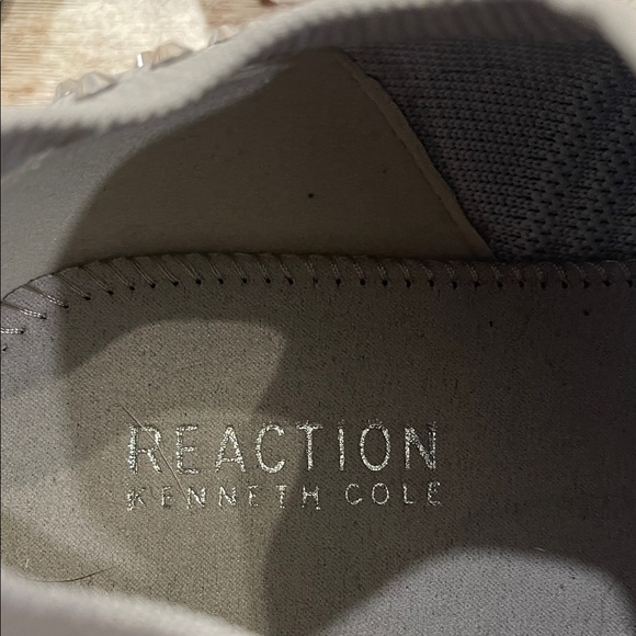 Kenneth Cole Reaction Silver Jewel Studded Slip-On Sneakers Size 8.5W NWT - Picture 12 of 16